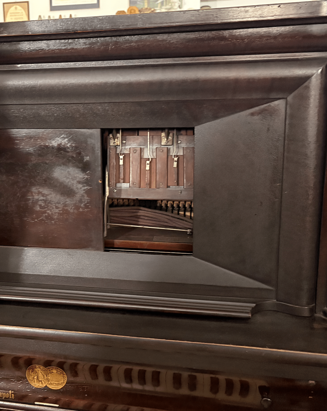 autopiano musae memore